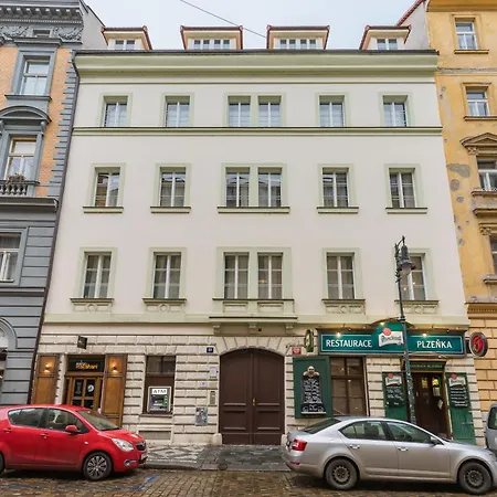 Veliant Apartment