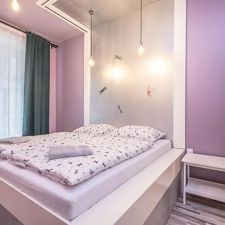 Veliant Apartment *